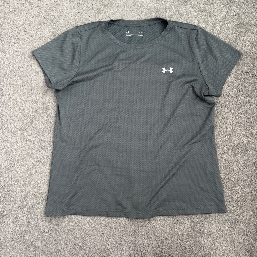 Under Armour Women's Gray T-Shirt